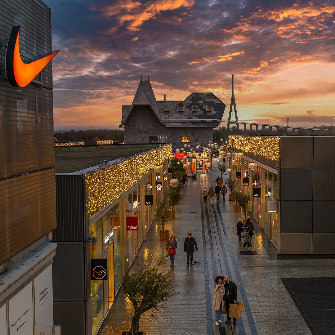 Honfleur Normandy Outlet, magasins de grandes marques outlet à Honfleur